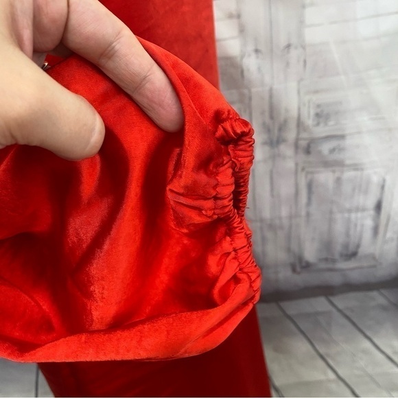 Skies Are Blue Medium One Shoulder Long Sleeve Solid Red Dress Satin Midi Slit - Picture 11 of 12